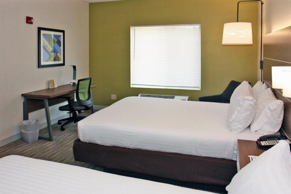 Holiday Inn Express Branford-New Haven by IHG image 20