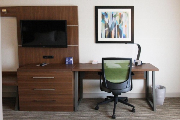 Holiday Inn Express Branford-New Haven by IHG image 28