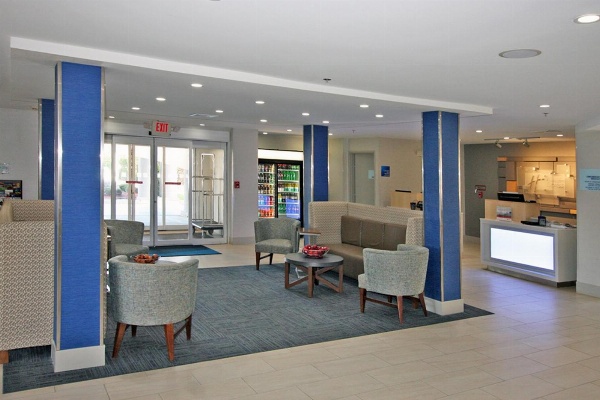 Holiday Inn Express Branford-New Haven by IHG image 4