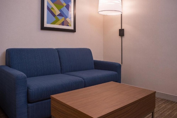 Holiday Inn Express Branford-New Haven by IHG image 40