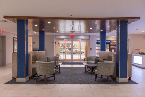 Holiday Inn Express Branford-New Haven by IHG image 5