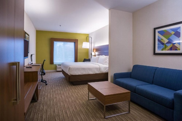 Holiday Inn Express Branford-New Haven by IHG image 9